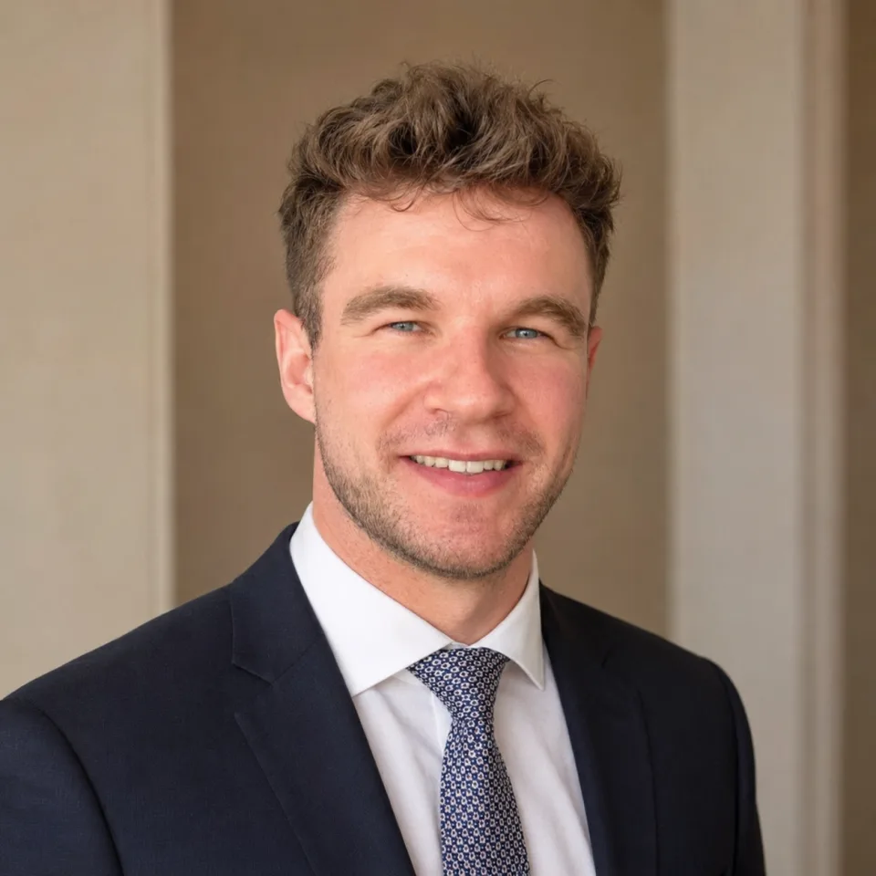 Portrait of Plexity Consultant